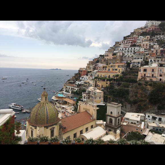 Meet your Posher, Elena - Picture 1 of 1